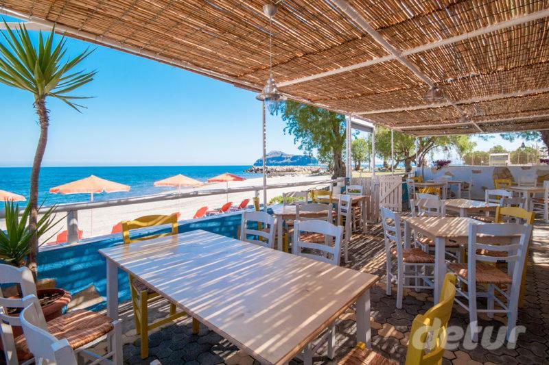 Aparthotel Angela Beach à Platanés Extérieur photo
